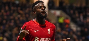На фоне интереса Ньюкасла Ливерпуль установил низкий ценник на Дивока Ориги